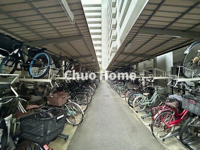 【自転車置き場】最新の空き状況や費用などの詳細は担当スタッフまでお問い合わせください。