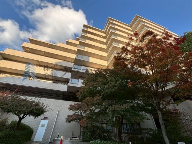 3駅3路線利用可♪どこに行くのにも便利です♪
