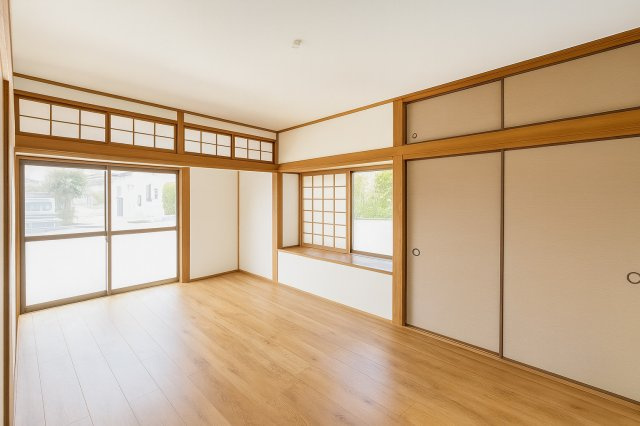 ゆったりした洋室です