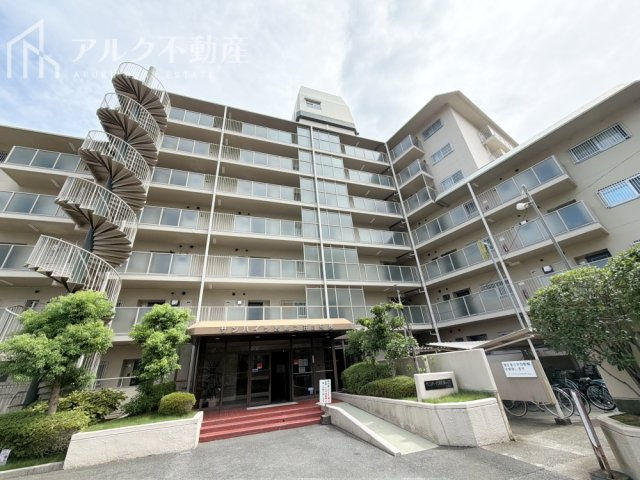 外観：328000679497