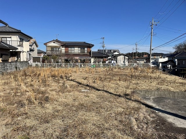 敷地南側から北方向への写真です。