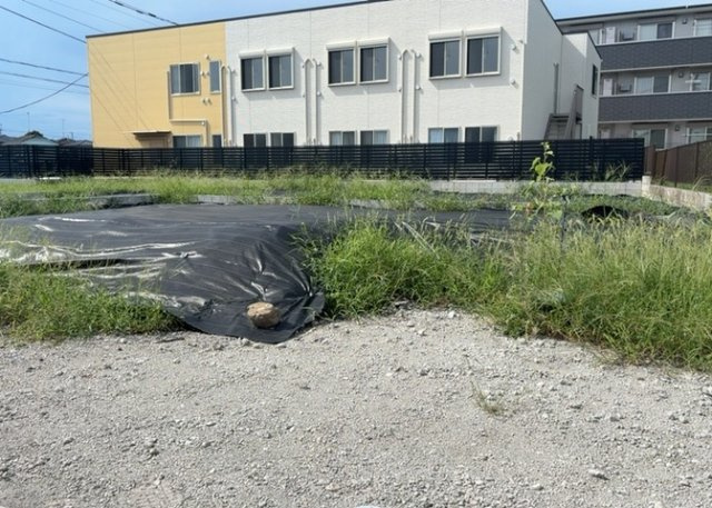 家を建てる前提で土地を探している場合、地盤の丈夫さは譲れない条件の一つです。地盤が脆弱だと追加工事が必要となります。また、過去に地盤沈下や液状化現象を起こした土地は、できるだけ避けた方がいいでしょう。