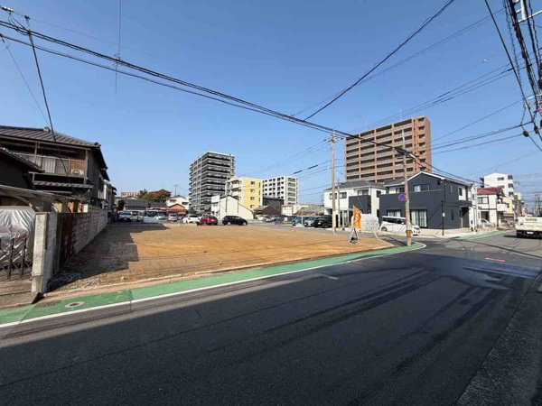 【天神二丁目（3期）3号地の前面道路含む現地写真】