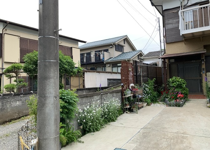 当然のことではありますが、オートロックやセンサーライト、ホームセキュリティーなどの防犯設備があれば、小さいお子様がいるご家庭も安心ですよね！まず物件購入の際は、防犯設備もチェックするようにしましょう。