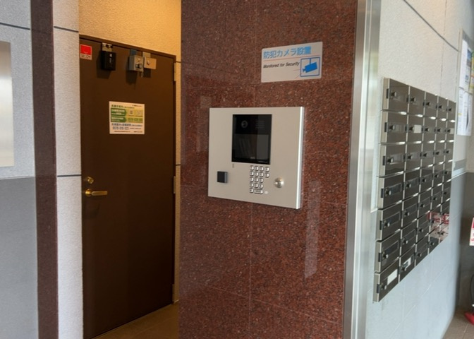 当然のことではありますが、オートロックやセンサーライト、ホームセキュリティーなどの防犯設備があれば、小さいお子様がいるご家庭も安心ですよね！まず物件購入の際は、防犯設備もチェックするようにしましょう。