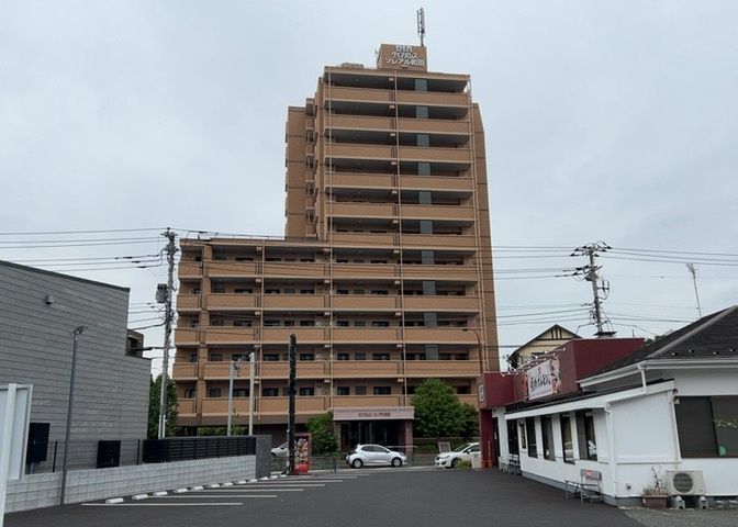 外観はマンション管理がされているかの目安になります。築年数が古いと、壁面は劣化してひび割れが生じることも！建物が古びていても細かいところが修繕されていると、きちんと管理されているなぁと感じるでしょう。