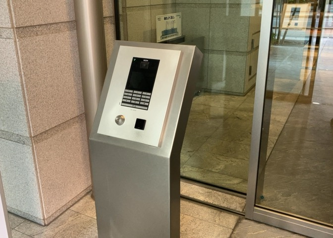 当然のことではありますが、オートロックやセンサーライト、ホームセキュリティーなどの防犯設備があれば、小さいお子様がいるご家庭も安心ですよね！まず物件購入の際は、防犯設備もチェックするようにしましょう。