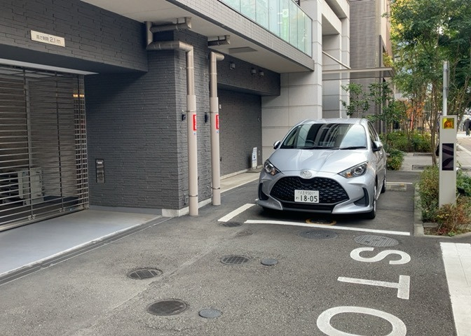 マンションの駐輪場は、事前に空きがあるか確認を取ると安心です。せっかく入居したのに駐輪スペースがない！なんてことになったら大変ですよね。そこで、内見時や購入前にはまず事前に確認しておくと良いでしょう。