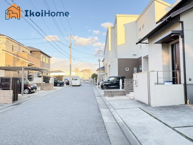 ●年中無休：当日予約可●前面道路北側、ゆったりしております！お車の出し入れも楽々！