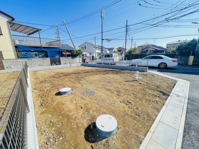 対象地：B区画　敷地約30坪　敷地外駐車場付き(先着順・詳細は担当者まで)　ブロックフェンス施工済　市街化調整区域ですが、どなたでも建築可能です！