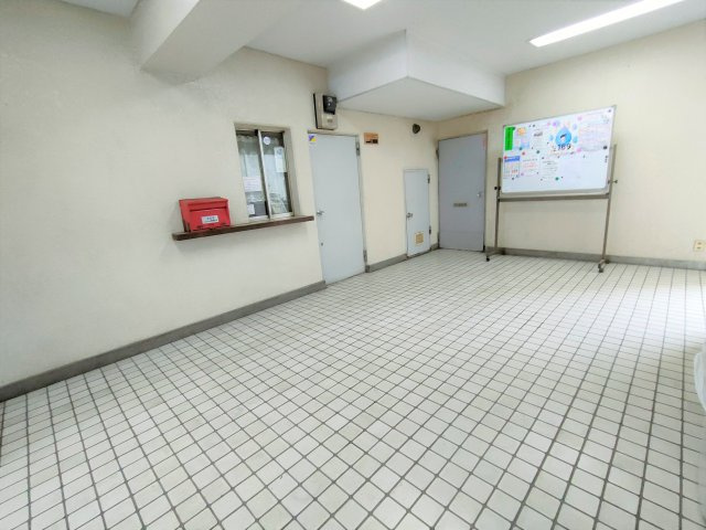 【エントランス】