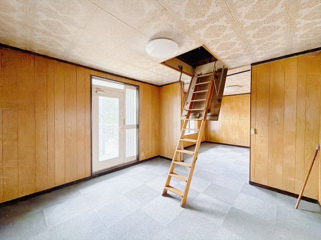 ■洋室｜2階各居室には収納をご用意しています♪常にお部屋を綺麗に保てます！小さなお子様も自然とお片付けができるようになるのでうれしいですよね！
