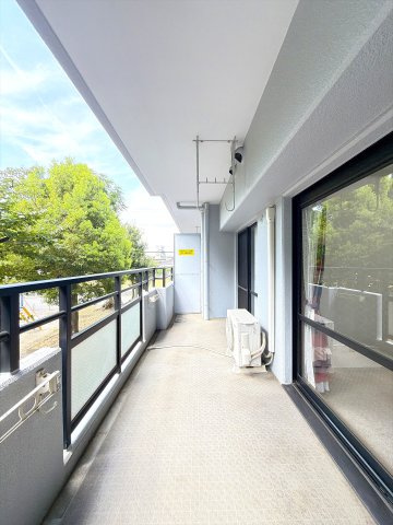 南向きバルコニーになります♪