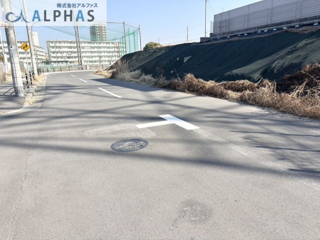 ☆建築条件なし☆　前面道路は、幅員約8.9ｍあります♪