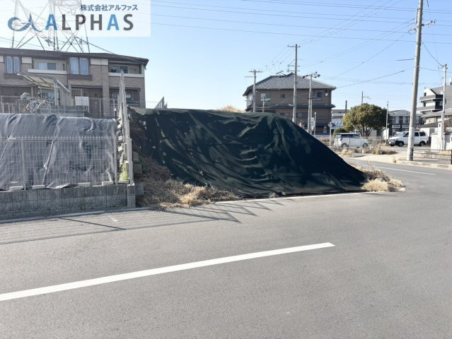 ☆建築条件なし☆　前面道路は、幅員約8.9ｍあります♪