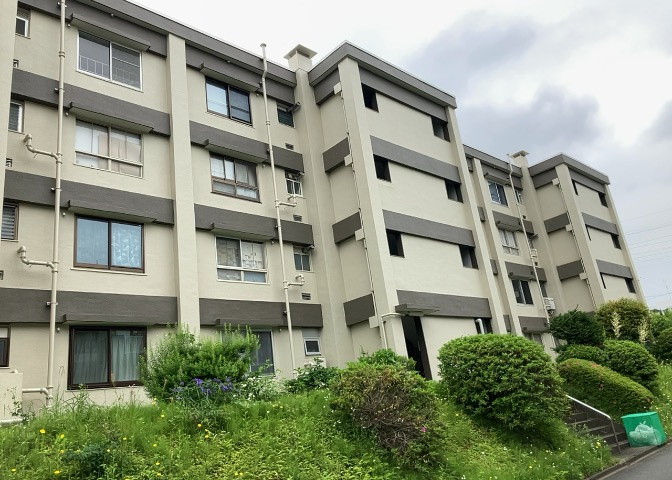 ＳＲＣ造は強度や耐震性の面でもRC造と比べて優れています。そのため、10階建以上の高層または超高層マンションなどの建築にも多く採用されています。柱や梁などのサイズが小さくても高い耐震性を確保できます。