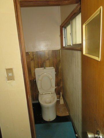 シンプルで使いやすいトイレです