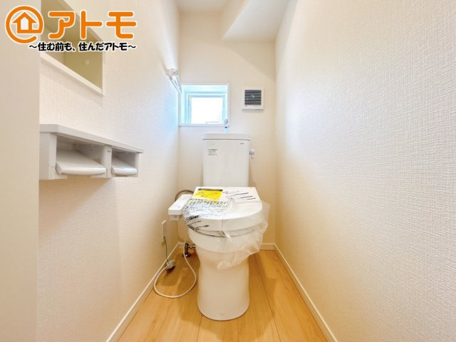 2つトイレがあるので朝も混みあわずに使うことができます！