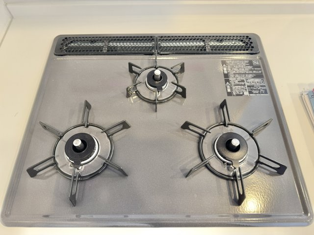 3口コンロでお料理が沢山作れます。
