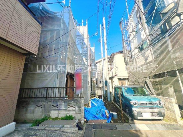 現地は建築中！完成が待ち遠しいです！皆様のお問合せお待ちしております。