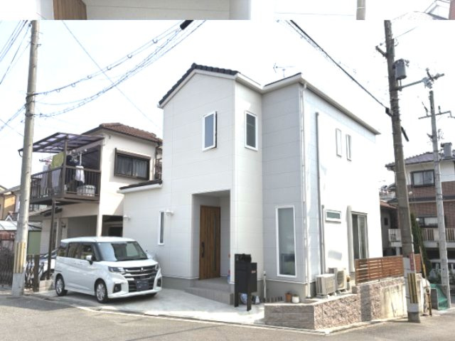 外観：327002247085