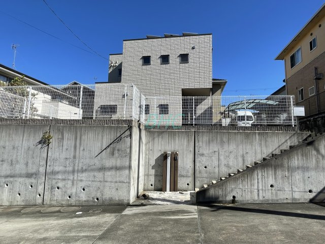 外観：325000107813