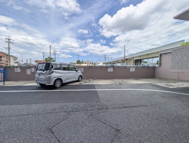 来客用駐車場有り！