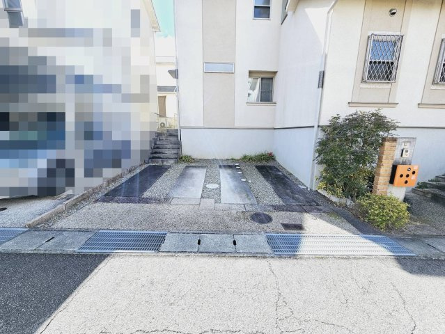 ■カースペース並列2台