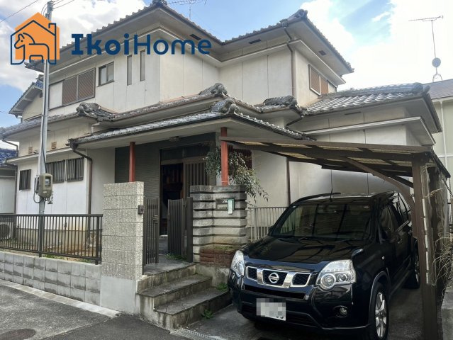 ●年中無休：当日予約可●駅近ながらお車も1台駐車可能！雨や強い日差しから守ってくれるカーポート付♪