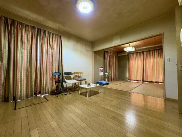 LDK、続き間がある為、ゆったり寝ころんで寛げます。