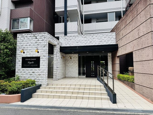 ～管理形態は全部委託式　キレイにメンテナンスされているマンションです～