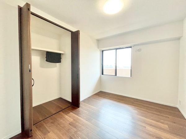 ロイヤルコート豊中参番館の寝室