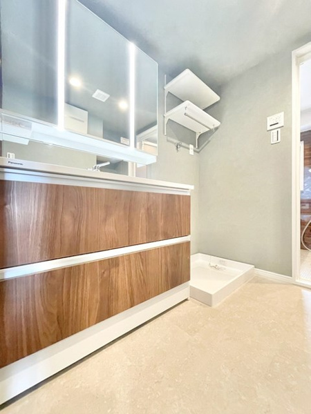 ロイヤルコート豊中参番館の洗面