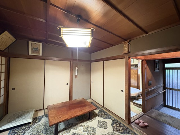 【水呑向丘　土地建物の和室】