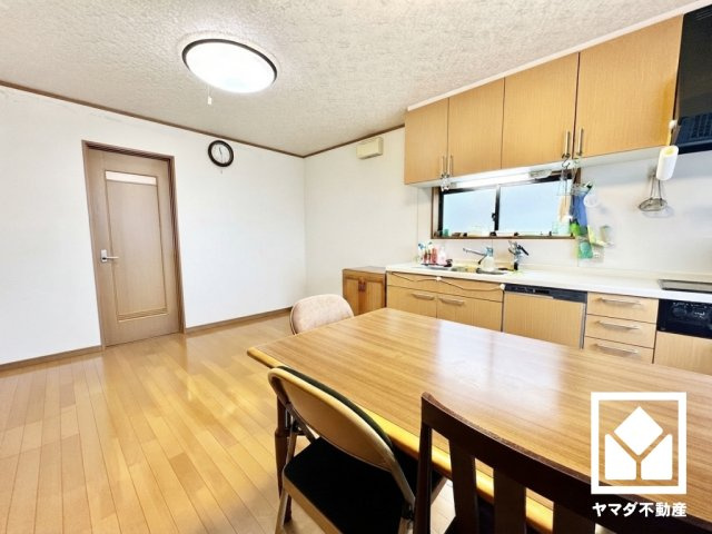 ※本画像は空室時の写真を加工し、家具・小物等を撤去したイメージです。　実際の仕様とは異なる場合がございます。