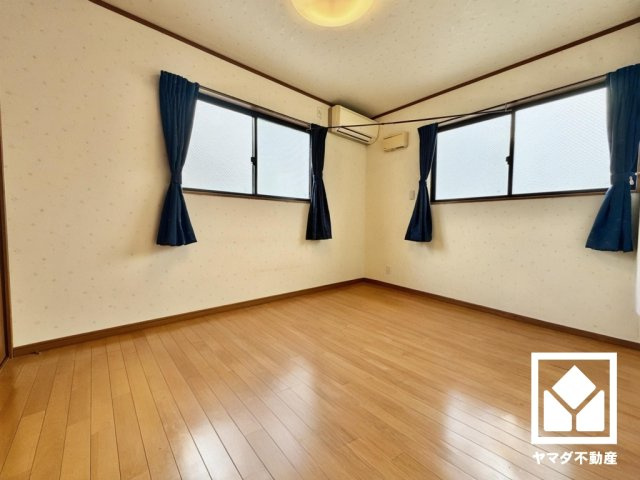 ※本画像は空室時の写真を加工し、家具・小物等を撤去したイメージです。　実際の仕様とは異なる場合がございます。