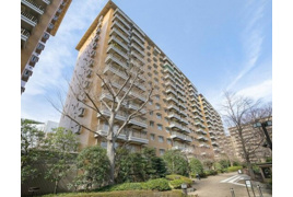 広尾ガーデンヒルズ・ウエストヒルK棟の外観