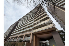 リバティパーク枚方B棟の外観