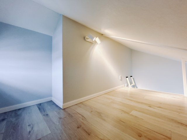 ■ロフト｜収納+趣味空間としてゆとりのある暮らしを叶えます。プロジェクターを設置すれば映画鑑賞やライブ鑑賞など、充実した時間を過ごすことが出来ます(*^^*)