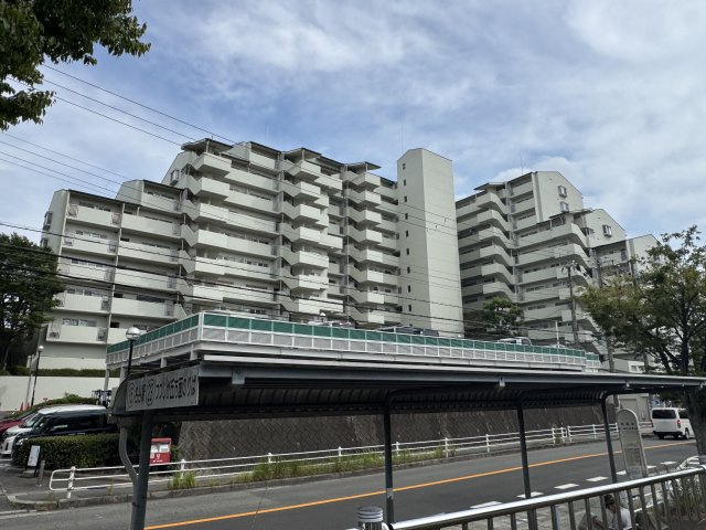 外観：328000675094
