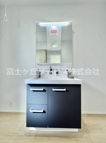 独立洗面台で身支度をすべて済ませてしまいましょう