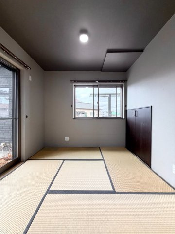 和室、ちょっとしたくつろぎスペースにいかがでしょうか