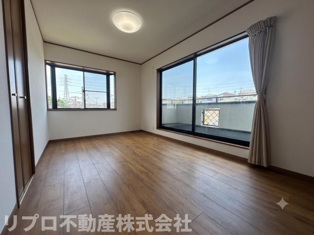2階洋室8．0帖　　　※AI画像使用しています