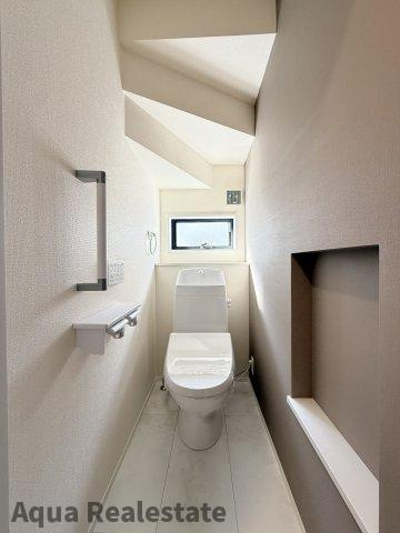 落ち着いて過ごせるお部屋なので、寝室にいかがでしょうか