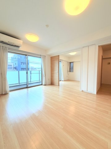 【LDK　約13.9帖】