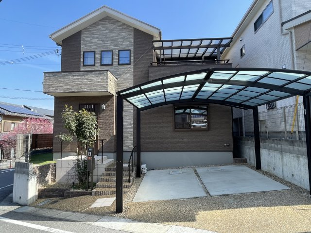 外観：325000118953