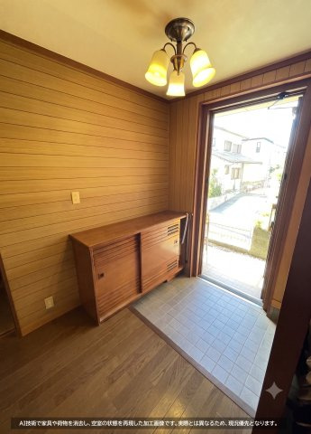 玄関は広々としております。