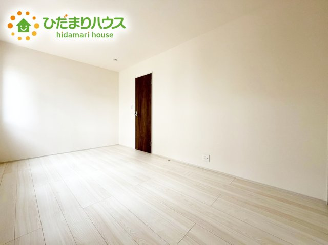 7.5畳の主寝室はシングルベッド2台やキングベッドなどを入れてもゆとりある空間になり、日々の疲れをいやすのにぴったりです。