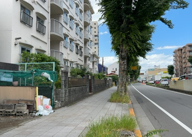 外観はマンション管理がされているかの目安になります。築年数が古いと、壁面は劣化してひび割れが生じることも！建物が古びていても細かいところが修繕されていると、きちんと管理されているなぁと感じるでしょう。