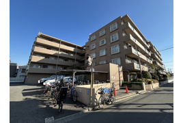 新川崎ガーデンハウスの外観